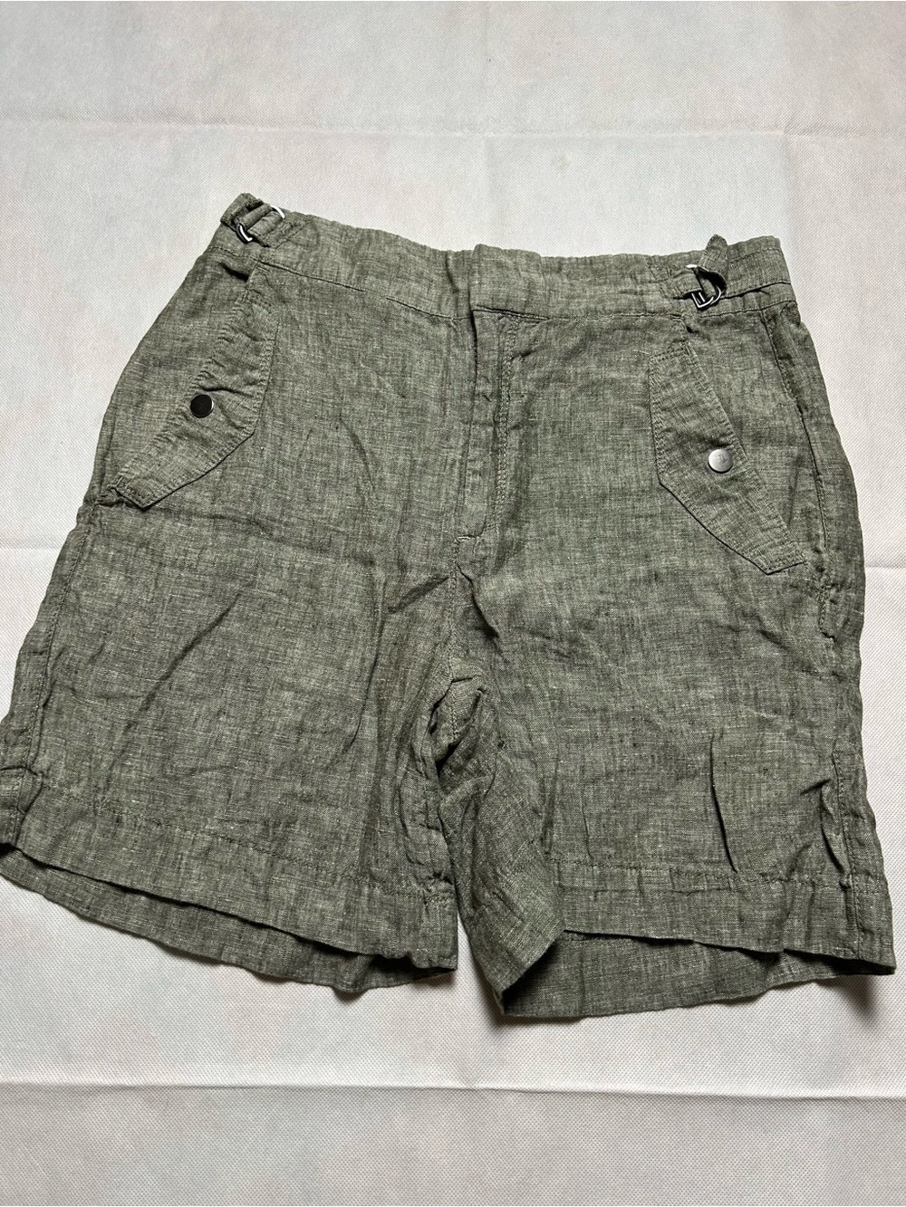 Athleta linen green shorts size 6